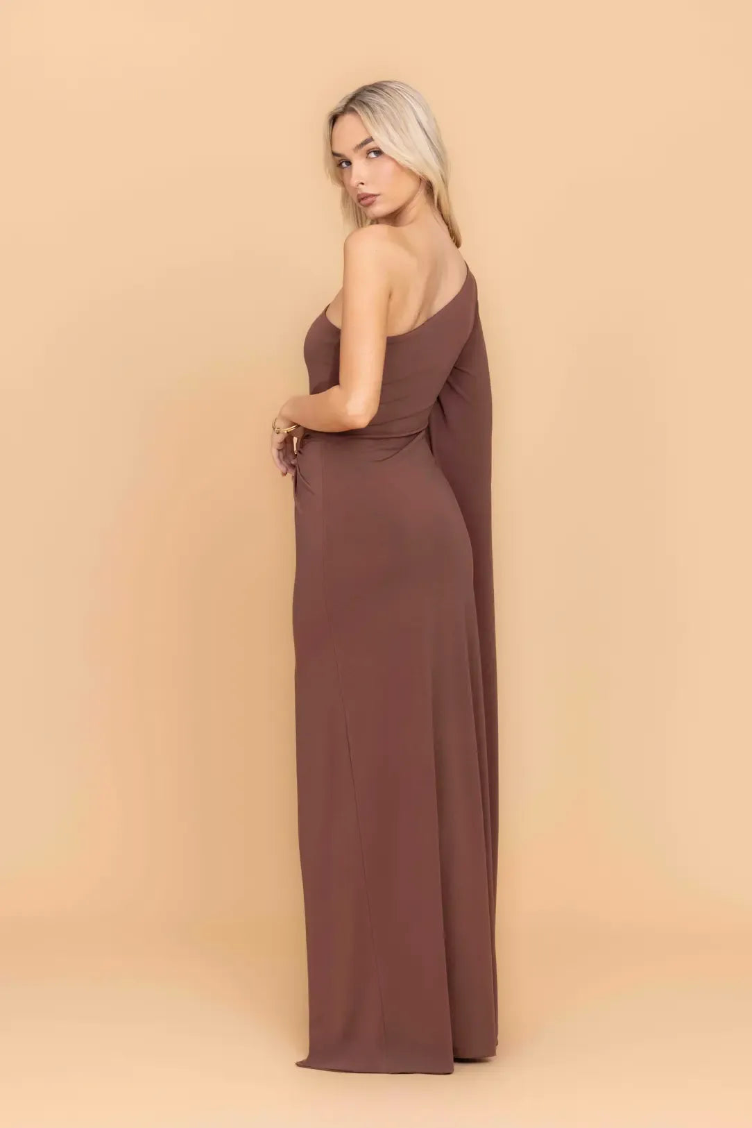 アパルトモン alpaca Long Gown ブラウン BRAX Dark Brown Cape Sleeve Maxi Dress | WalG London